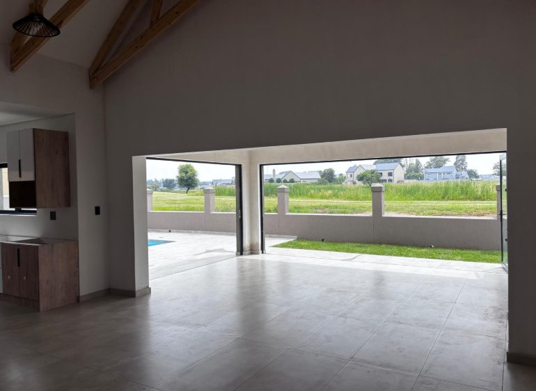 3 Bedroom Property for Sale in Heron Banks Golf Estate Free State